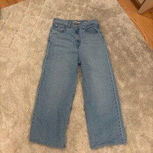 Levi high-waisted, light-wash jeans, size 30